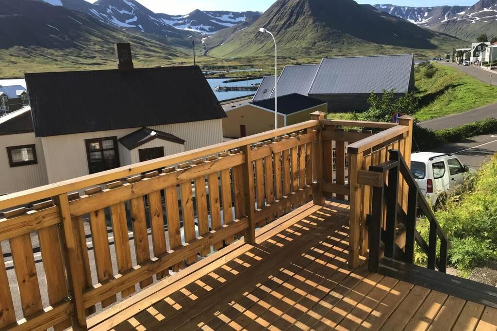 House With A Warm Soul In North Iceland Siglufjordur Exterior photo